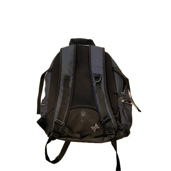 995737s.jpg SuperDry Sportswear Black Gray Back Pack 32L